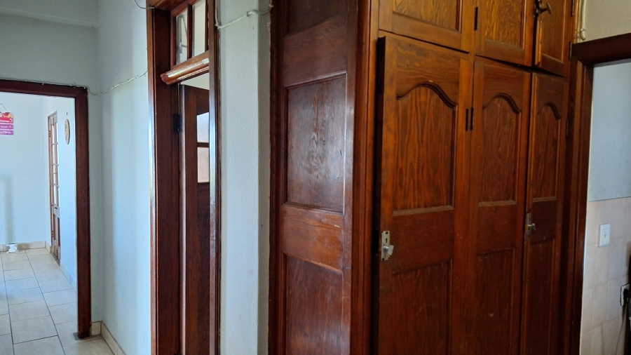 2 Bedroom Property for Sale in Port Elizabeth Central Eastern Cape